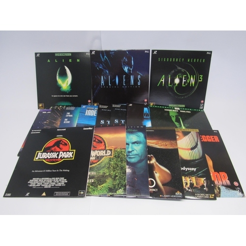 7314 - A collection of science fiction film laser discs to include 'Alien', 'Aliens' Special Edition, 'Alie... 