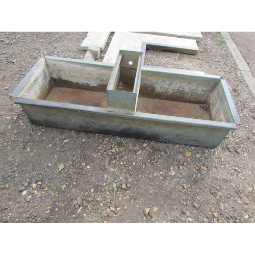 3527 - A galvanised trough approx. 4' x 18