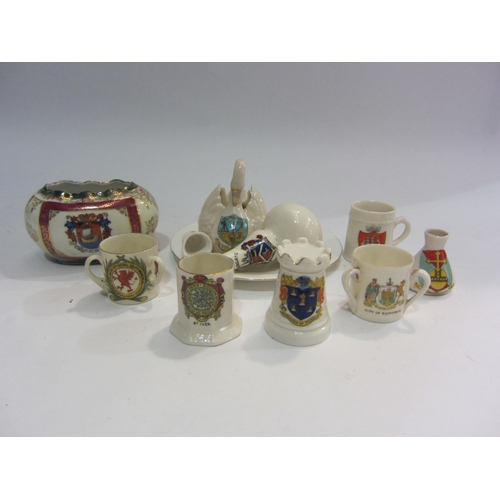 4384 - A box of crested china, Goss and porcelain souvenirs