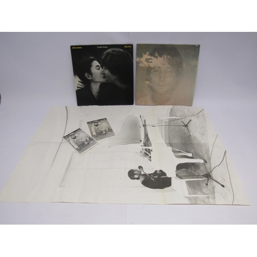 7136 - JOHN LENNON: 'Imagine' LP, with poster and two postcards (PAS 10004, vinyl VG+, sleeve VG, light sta... 