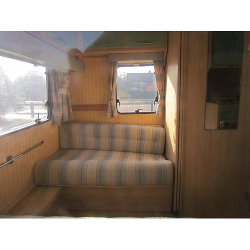 3484 - An ABI Manhattan 490/5 caravan (keys in office)