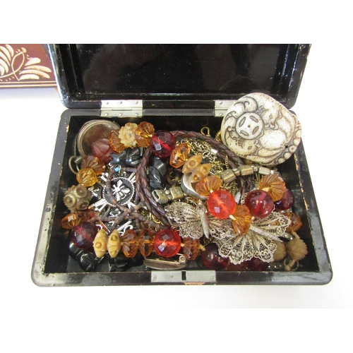 1270 - Two jewellery boxes containing a quantity of assorted costume jewellery