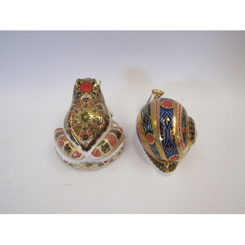 1304 - Two Royal Crown Derby paperweights Old Imari frog limited edition silver stopper and Garden Snail li... 