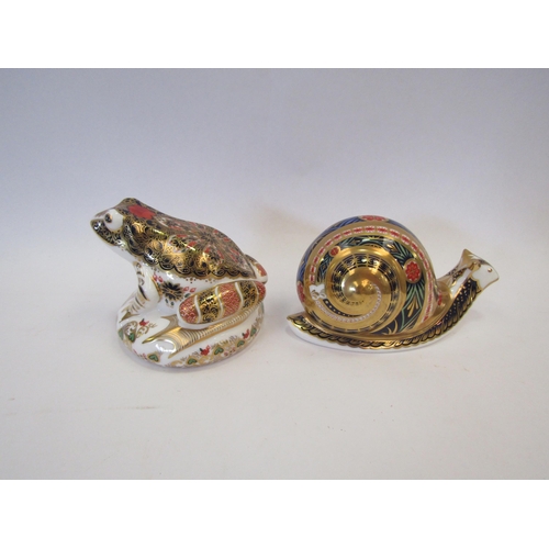 1304 - Two Royal Crown Derby paperweights Old Imari frog limited edition silver stopper and Garden Snail li... 