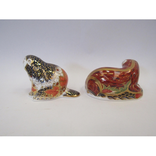 1305 - Two Royal Crown Derby paperweights Otter, gold stopper, and Riverbank Beaver, limited edition gold s... 