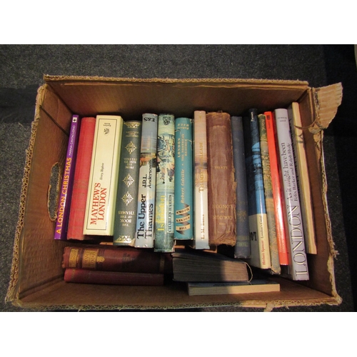 1423 - A box of London topography and history books