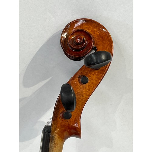 7065 - An Ernest Cowell violin full size (4/4) dated 1972, cased with bow, split to headstock