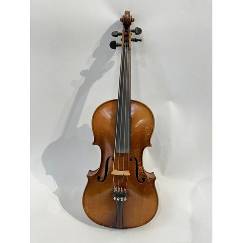 7069 - A Czechoslovakian Stradivarius copy full size (4/4) viola, fitted hard case    (C)