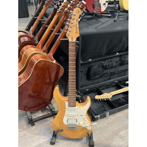 7096 - A Yamaha Pacifica electric guitar in the stratocaster style, natural body