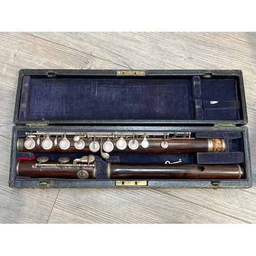 7123 - A Rudall Carte & Co. Ltd. of London flute, fitted case