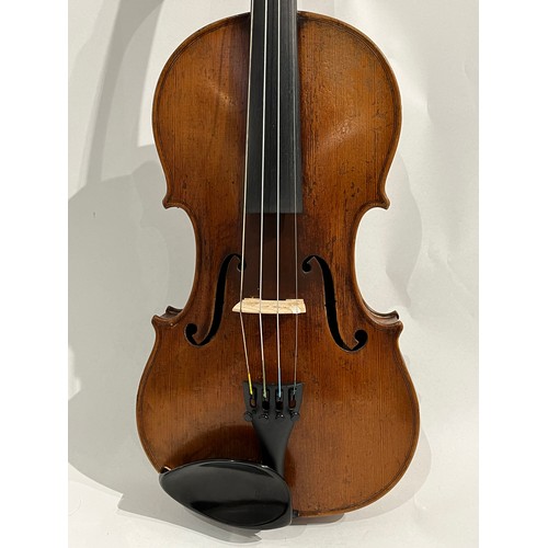 7133 - A Victorian Alexandri Gagliano Alomnas copy violin, full size (4/4), two-piece figured maple back, c... 