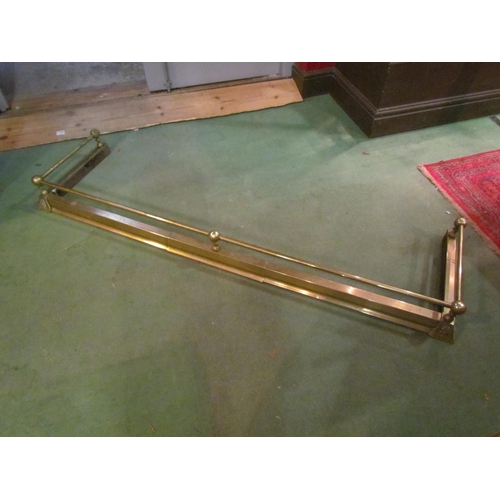 4217 - A brass fire fender (a/f), 160cm long