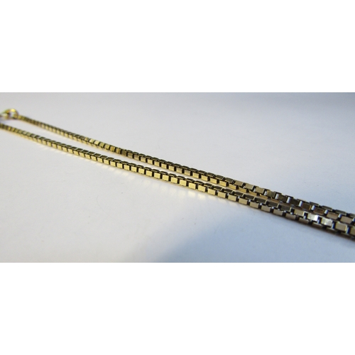 8318 - A 9ct gold box chain necklace, 41cm long, 8g