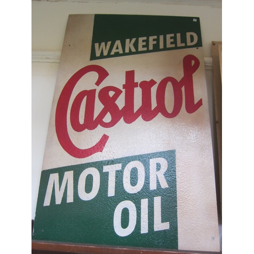 9032 - A Castrol Motor Oil sign, reproduction, 19.5