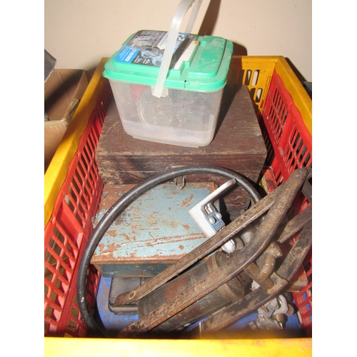 9071 - A box of mixed including a radiator pressure cap and cooling system tester, Dunlop foot pump, etc