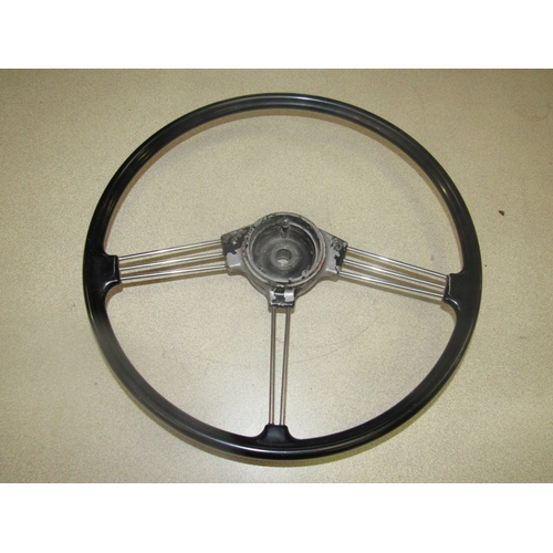 9154 - A vintage steering wheel