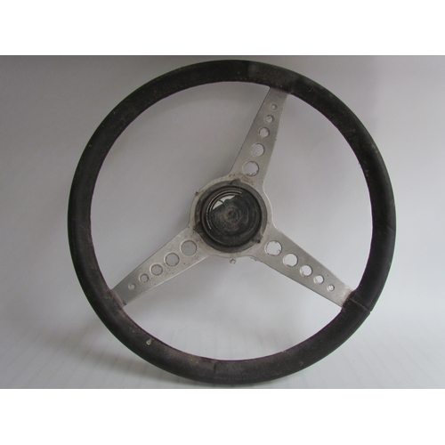 9156 - A classic steering wheel