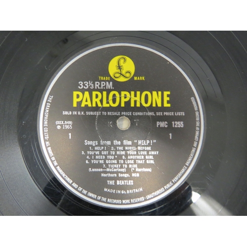 7166 - THE BEATLES: A collection of six LPs to include 'A Hard Day's Night' (PCS 3058, vinyl G+), 'Help!' (... 