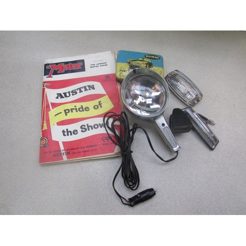 1385 - A circa 70’s auto inspection lamp, Romac puncture repair kit, interior lights, etc.    (R) £18