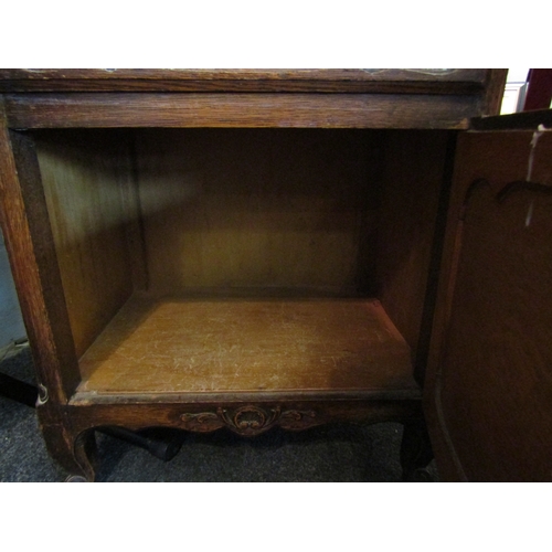 1063 - An oak pot cupboard, single drawer over cupboard door, 65cm tall x 53cm wide x 40cm deep