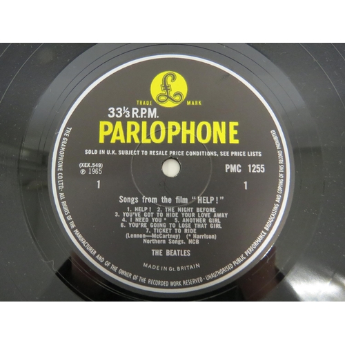 7048 - THE BEATLES: 'Help!' LP, original UK mono release, black and yellow Parlophone labels (PMC 1255, vin... 