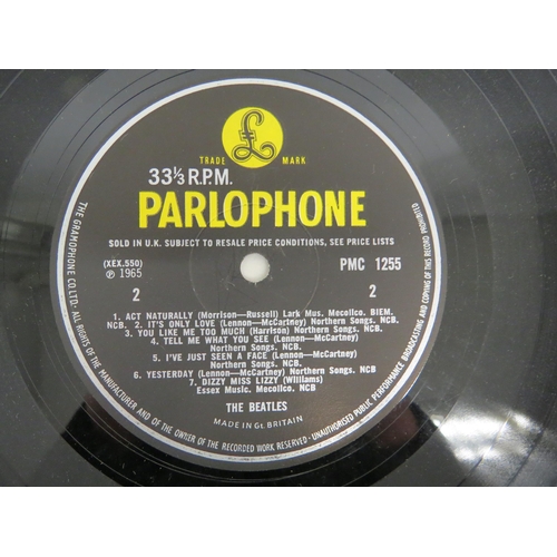 7048 - THE BEATLES: 'Help!' LP, original UK mono release, black and yellow Parlophone labels (PMC 1255, vin... 