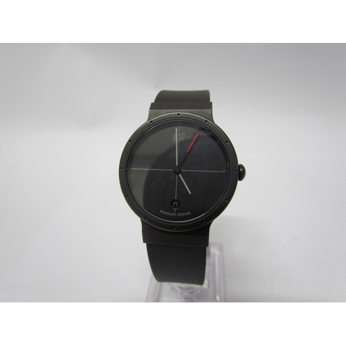 8135 - A Porsche Design quartz gentleman's wristwatch with documentation