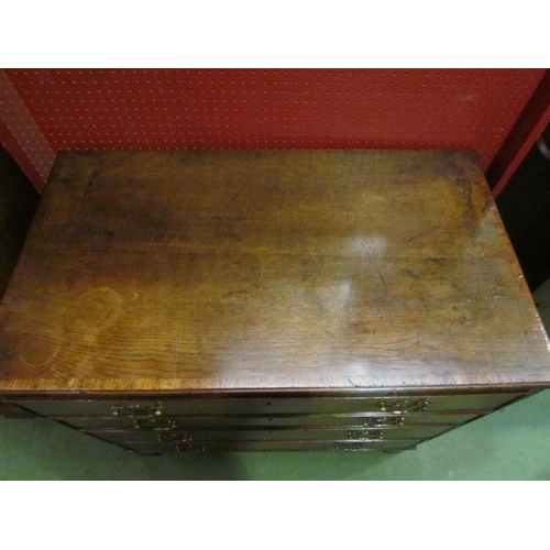 4065 - A George III North Country oak and mahogany crossbanded and reeded corner chest of four graduating l... 