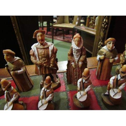 4124 - A Studio Ann Carlton chess set, King Henry VII design    (C)