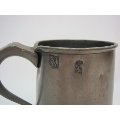 4225 - A copper spirit burning kettle, candle holder and two Victorian pewter tankards, one a/f (4)