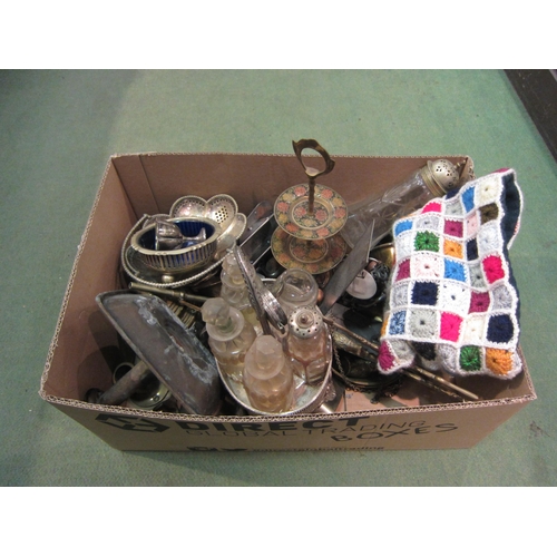 4228 - A box of metalwares including sugar castor and cruet stand