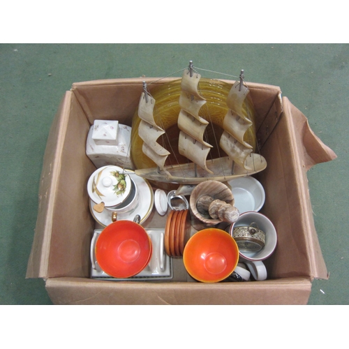 4238 - A mixed lot including Oneida silver plated tray, Royal Worcester 