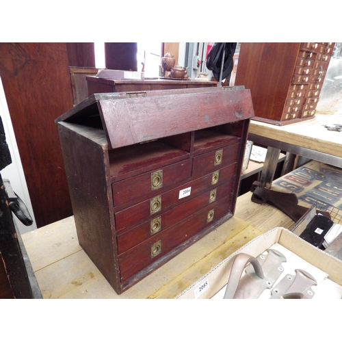 2084 - A mahogany engineers tool chest with fitted interior and contents