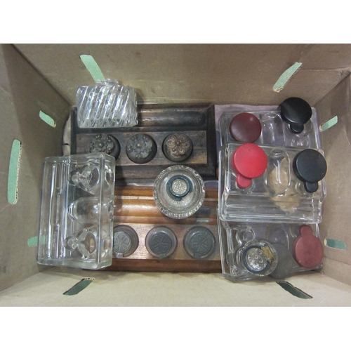 4429 - A box of various inkwells, some a/f          (E) £10-20