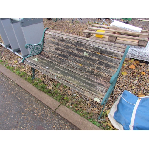 3231 - A cast ended garden bench