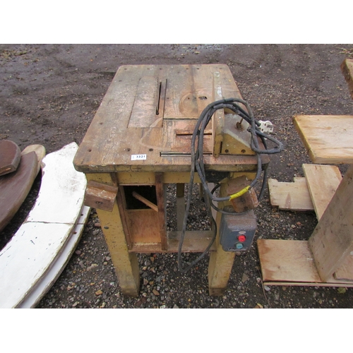 3321 - A saw table.  DTI FAILURE: Please see information pages