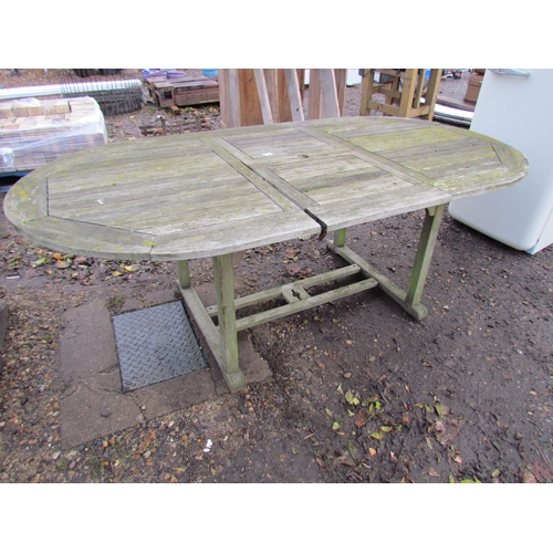 3339 - A hardwood garden table