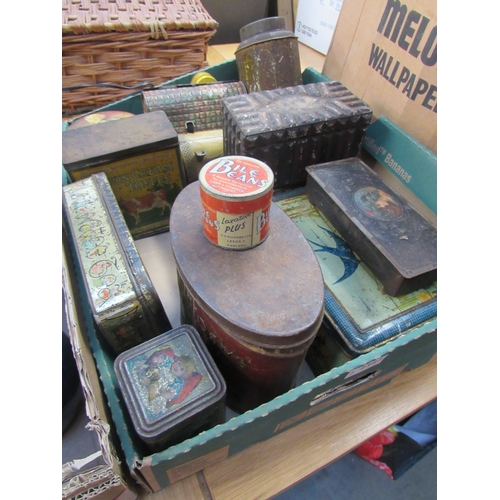 2031 - A box of vintage tins