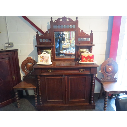 1040 - An Edwardian mahogany chiffonier, galleried mirrored back, single drawer to two cupboard doors to pl... 