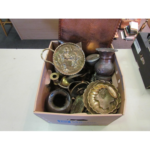 1293 - Two boxes of brass and metal wares to include a gong