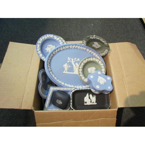 1299 - Two boxes of Wedgwood jasperware