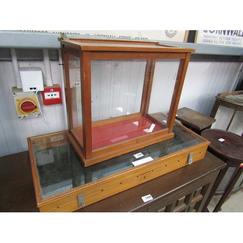 2409 - Two display cabinets