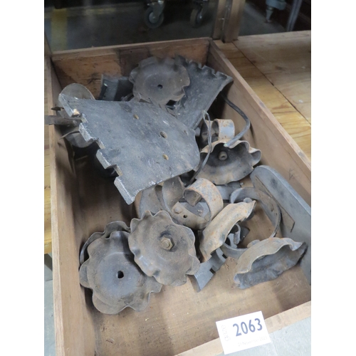 2063 - A box of wrought iron castle wall lights       (E) £20-30