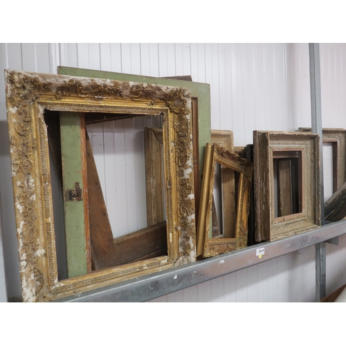 2419 - A quantity of picture frames