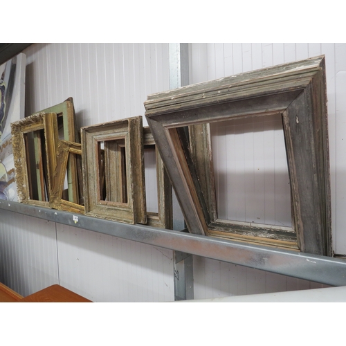 2419 - A quantity of picture frames