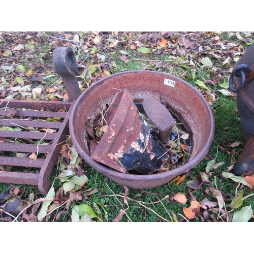 9136 - A cast iron quenching bowl, shoe last and water hopper