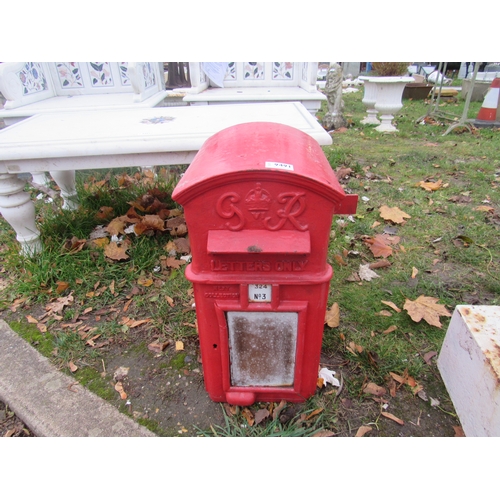 9491 - A Georgian cast iron post fitting letter box stamped GR  (R)  £200