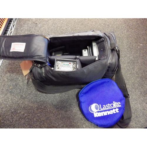 5078 - A Mecablitz 45 CT-4 flashgun with a quantum battery pack and accessories in a bag   (E)  £10-20