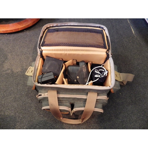 5085 - A camera bag containing a Rolleiflex SL35