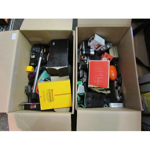 5118 - Two boxes of mixed cameras and accessories including Praktica Super TL SLR etc